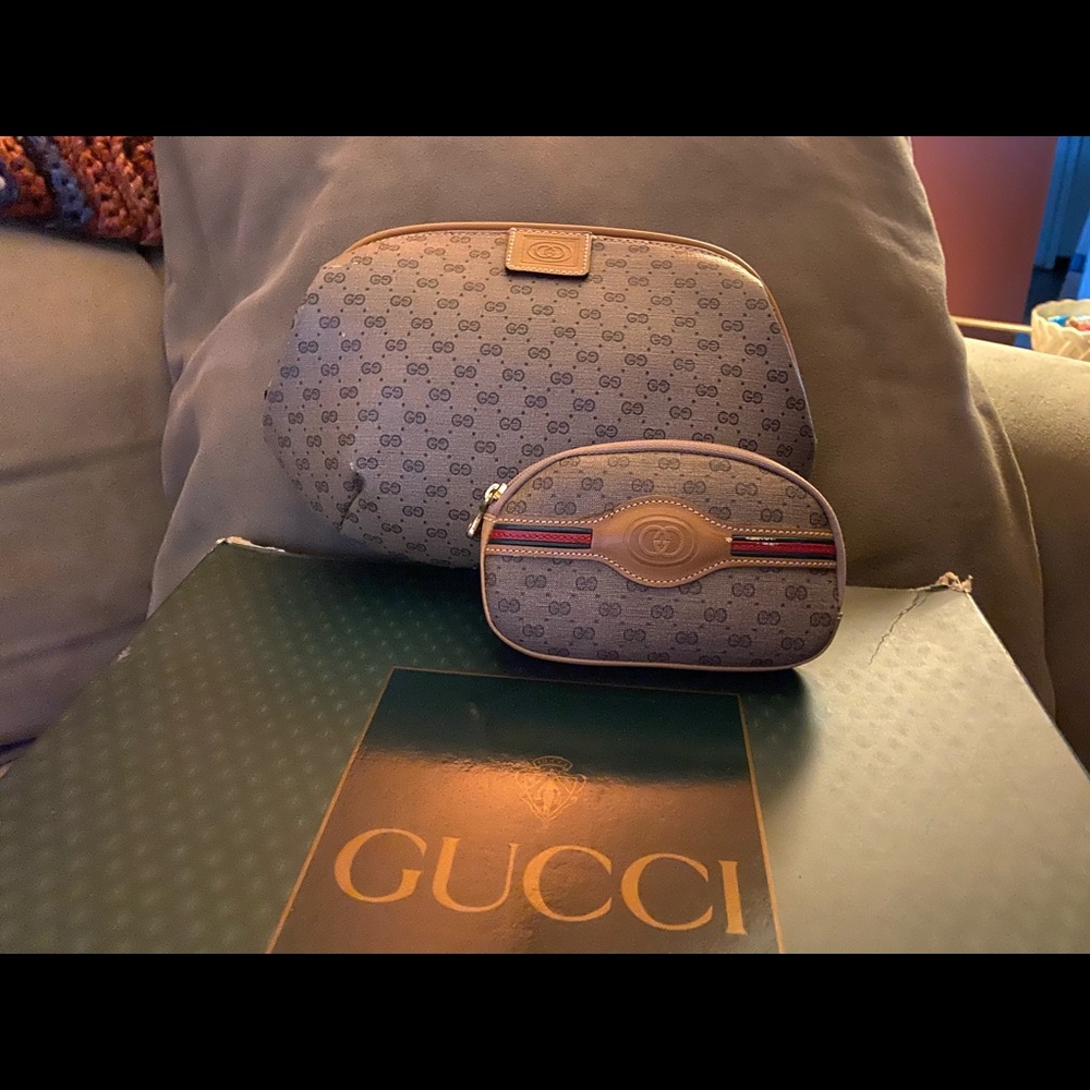 GUCCI Cosmetics Bag & Change Purse